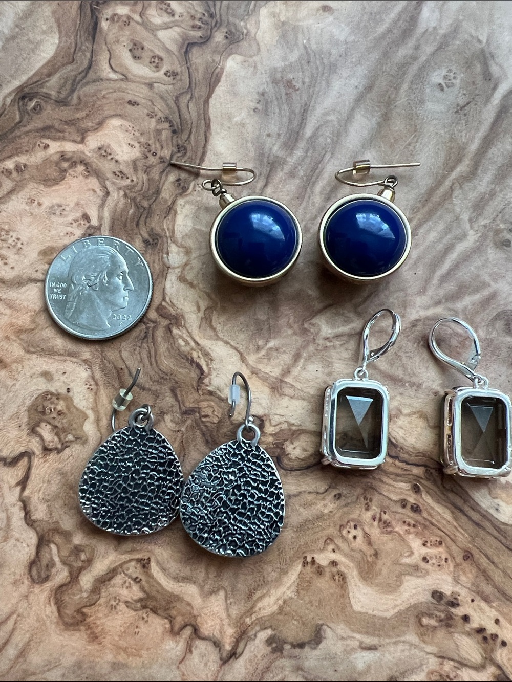 Set of 3 drop earrings - Picture 3 of 7